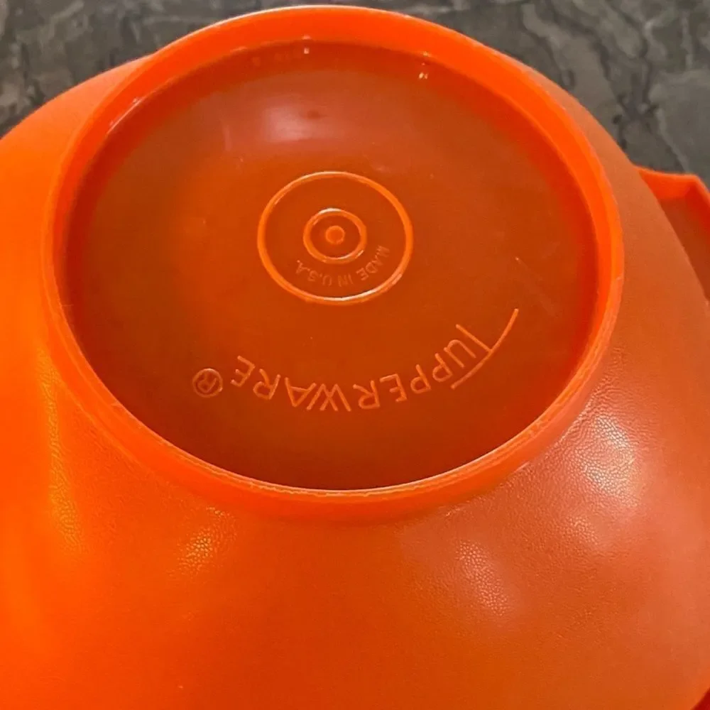 Vintage Tupperware Harvest Orange Bowl With Lid - Picture 3 of 8